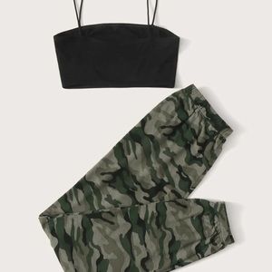 Jogger crop top lounge outfit (s)